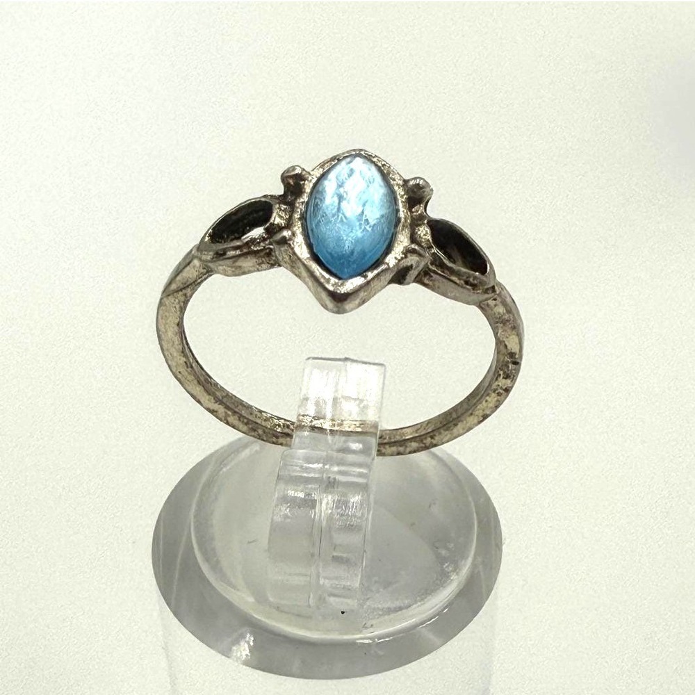 Vintage Silver Tone Marquise‎ Blue Stone Ring Gothic Costume Jewelry Size 6.25